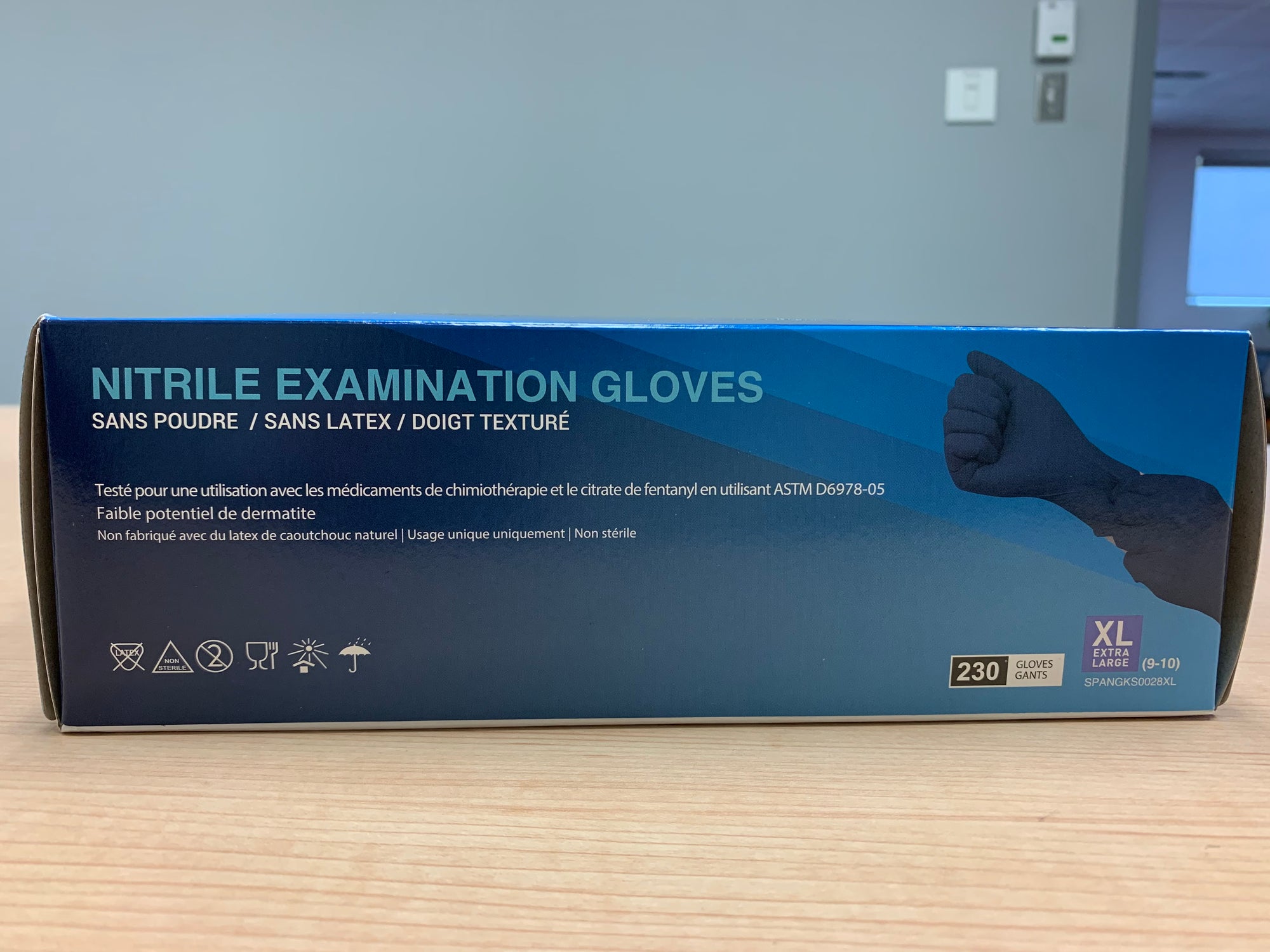 Chemo Medical Grade Nitrile Gloves (250 Gloves in S,M,L or 230 Gloves XL)  - (Sizes Vary) | SteriPro Canada PPE Store.